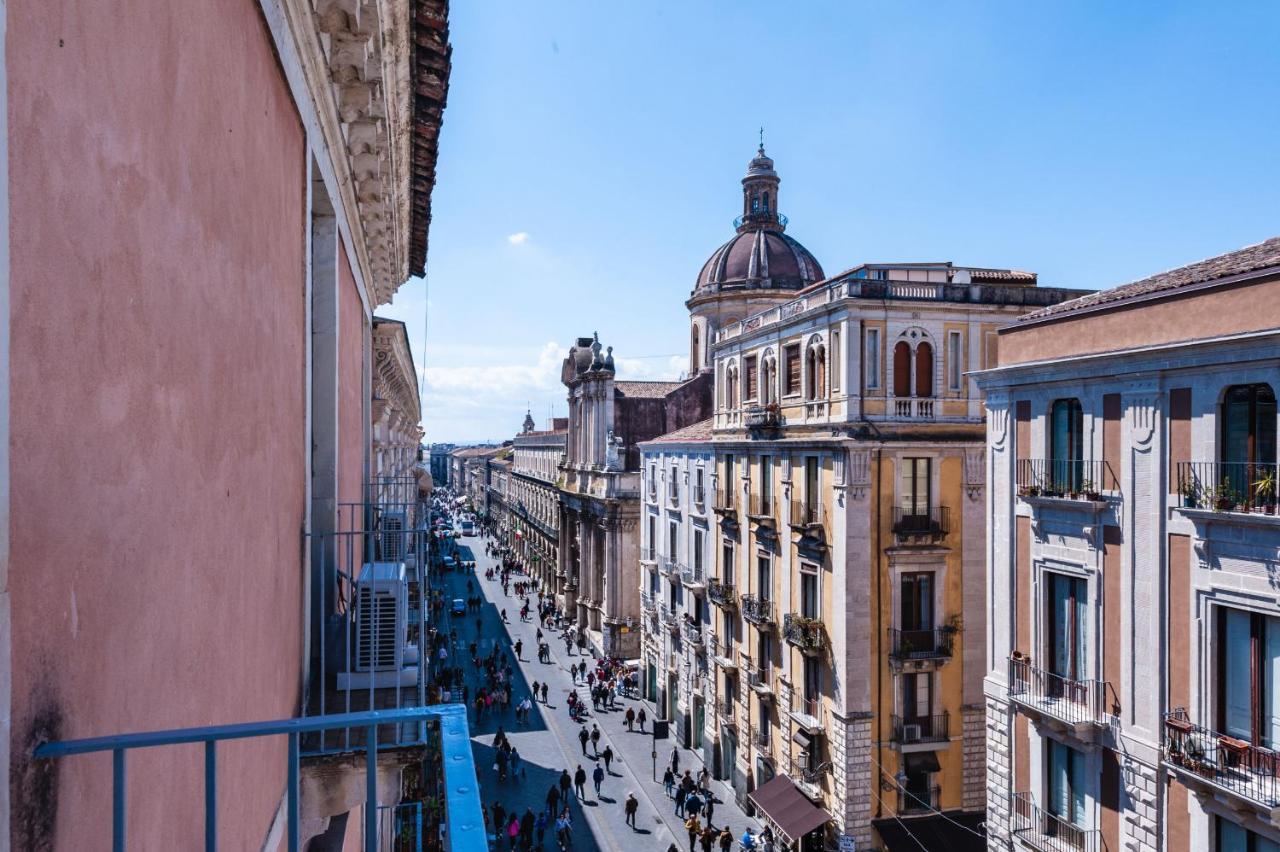 Etnea Modern Apartment By Wonderful Italy Catania Bagian luar foto