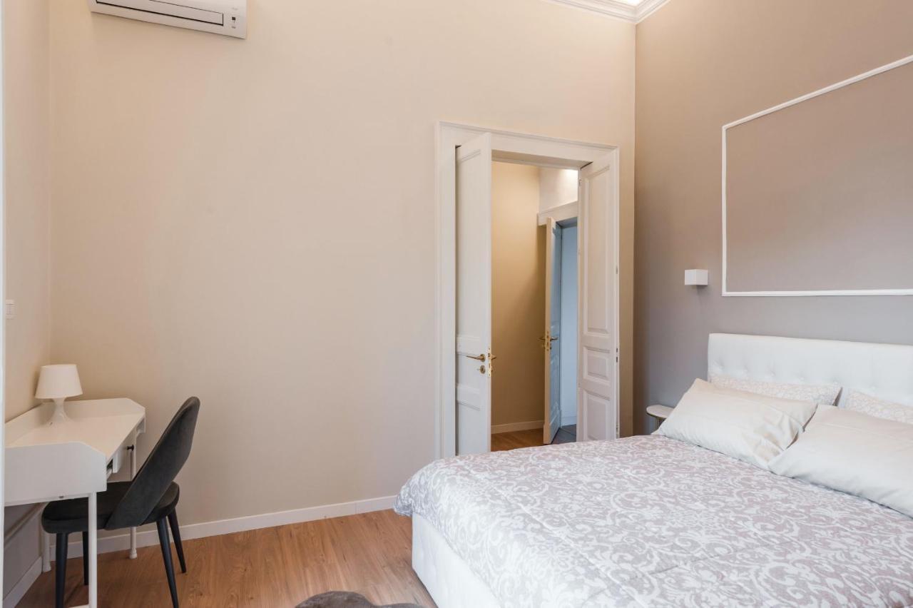 Etnea Modern Apartment By Wonderful Italy Catania Bagian luar foto